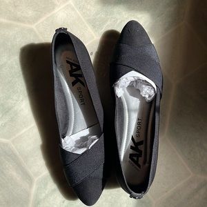 Anne Klein AK Sport black flats Sz 9